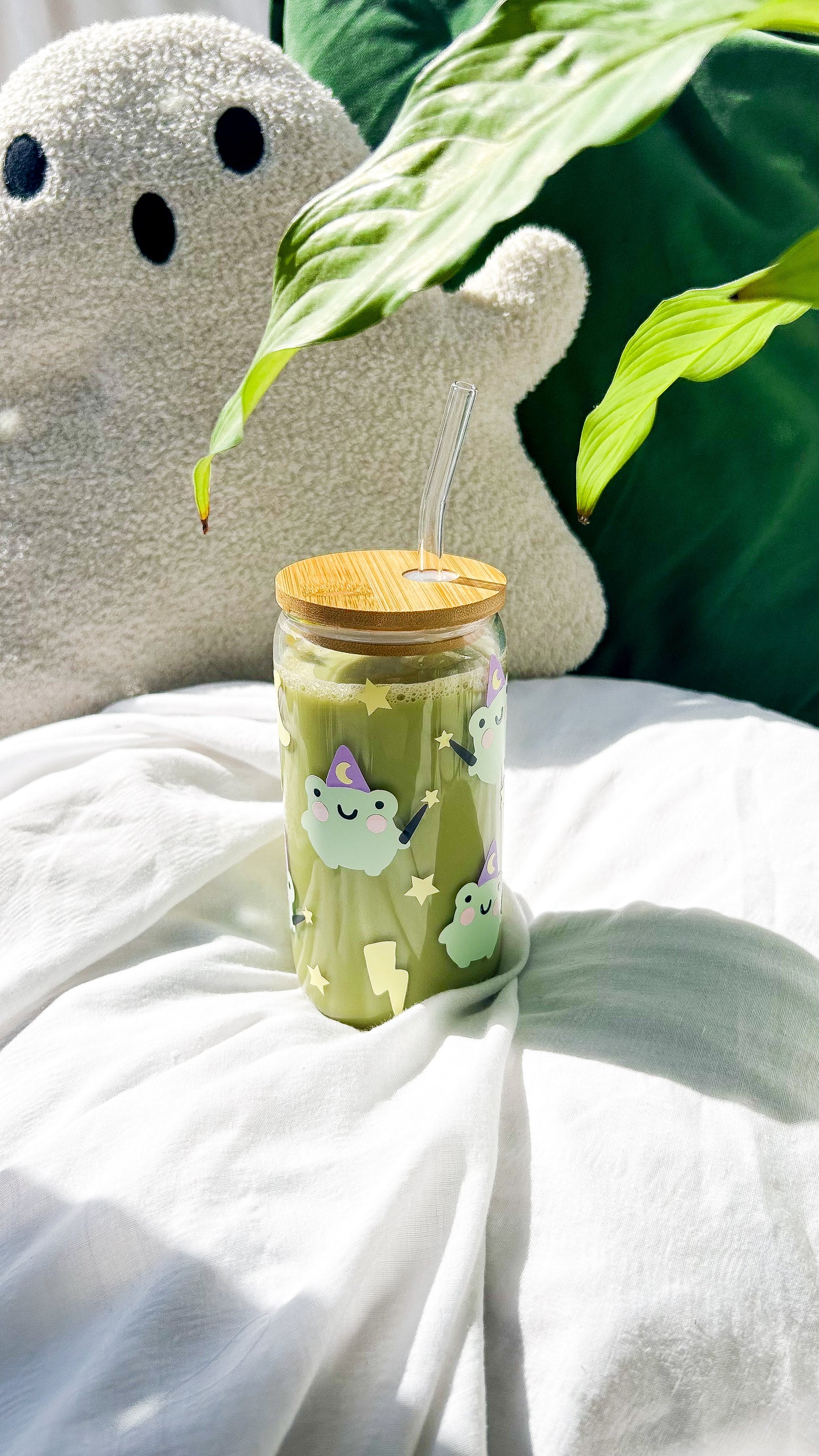 Wizard Frog Glass Tumbler with Bamboo Lid & Straw