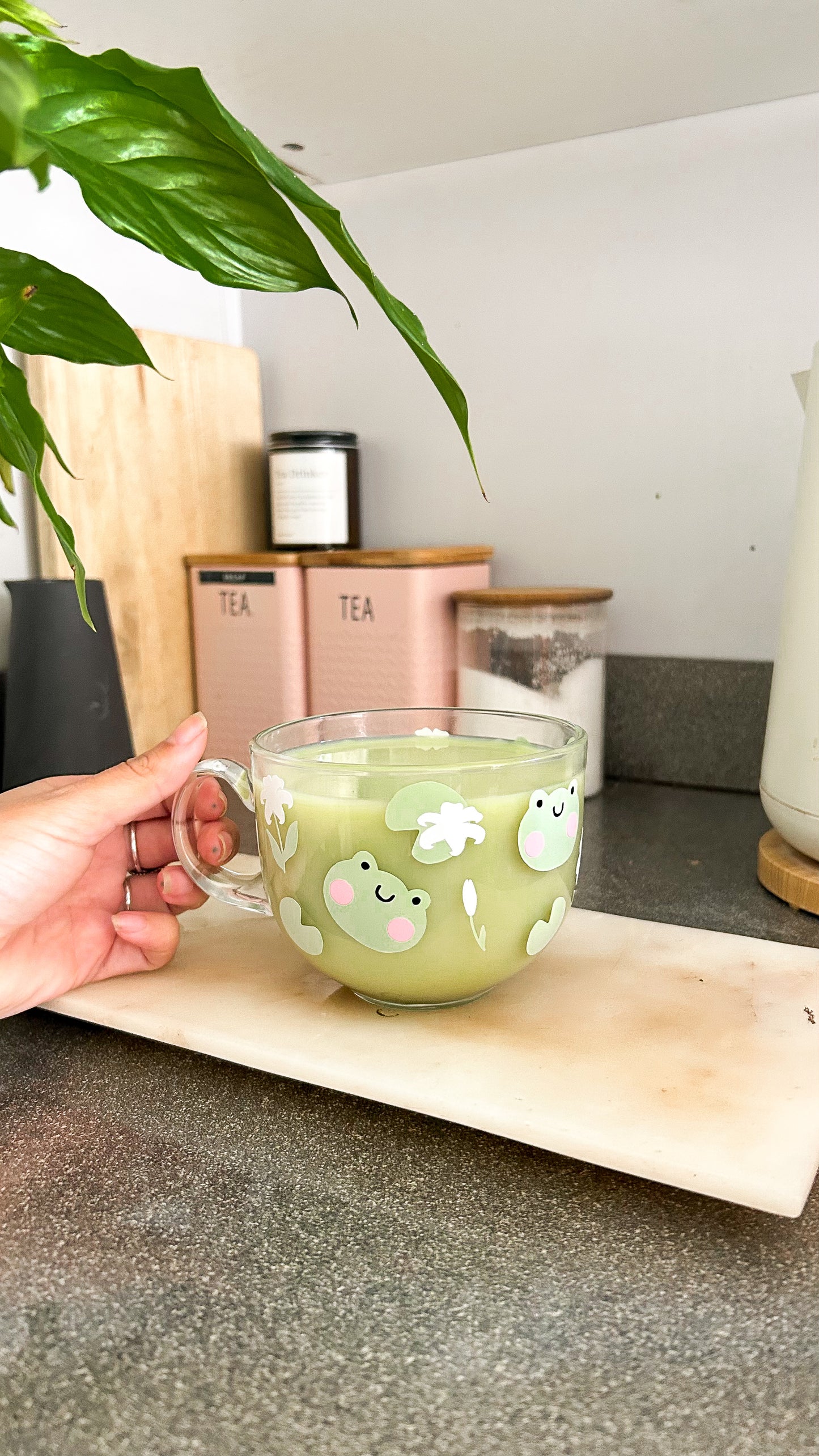 Frog Lilypad Glass Mug