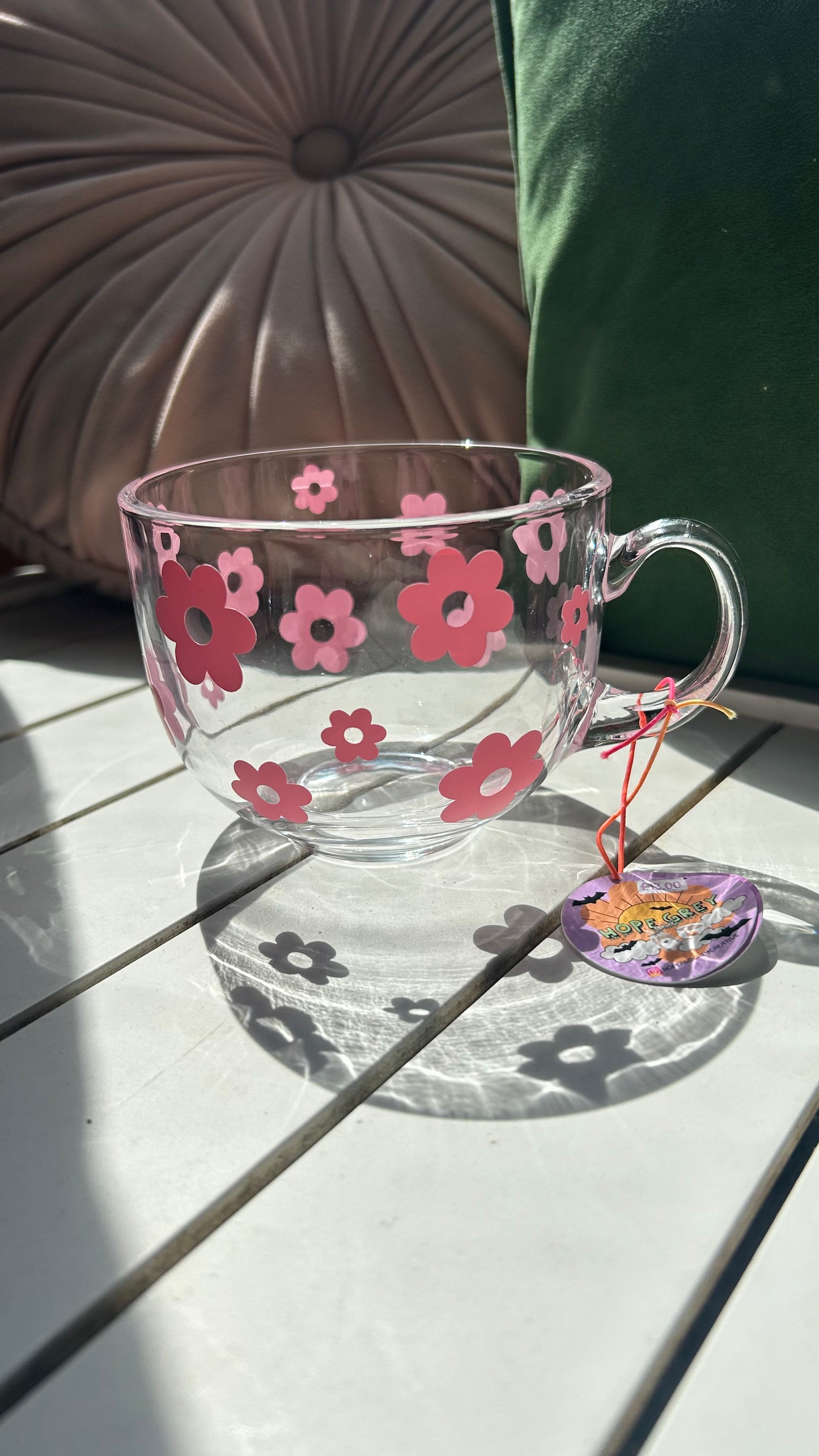 Light Pink Retro Flower Glass Mug