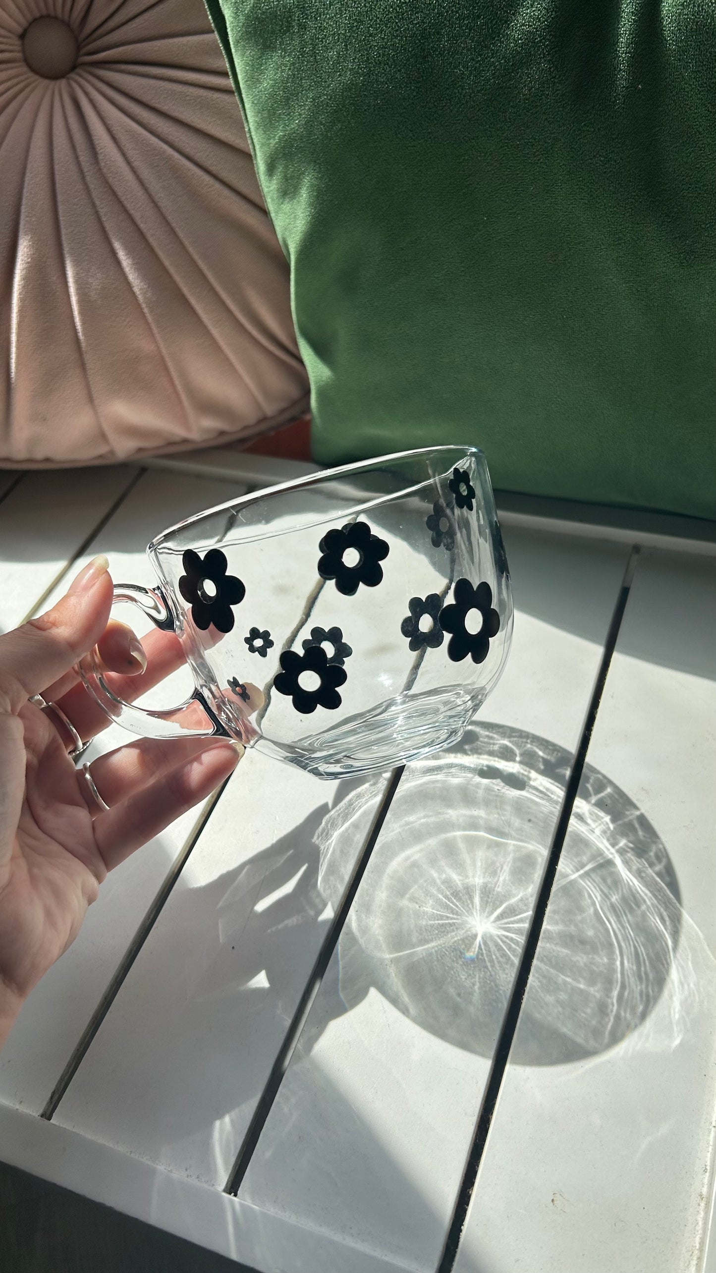 Black Retro Flower Mug