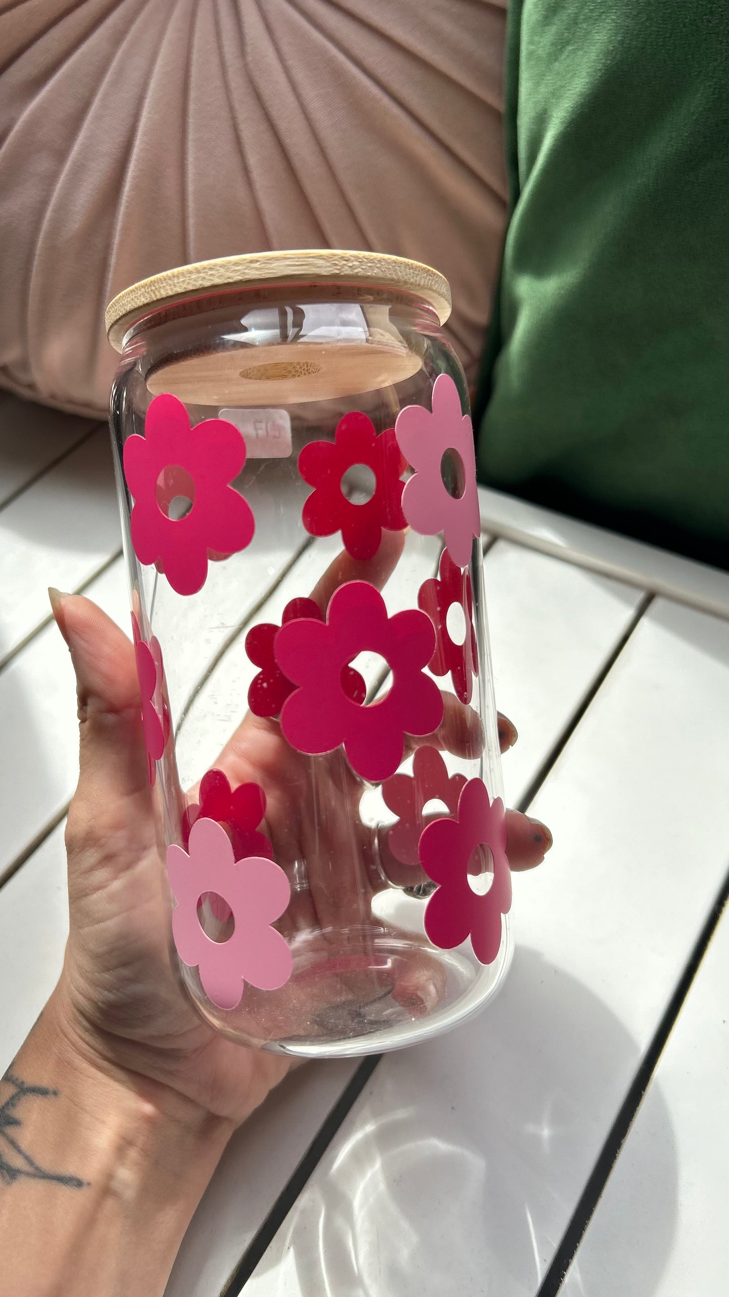Dark and Light Pink Retro Flower Glass Can