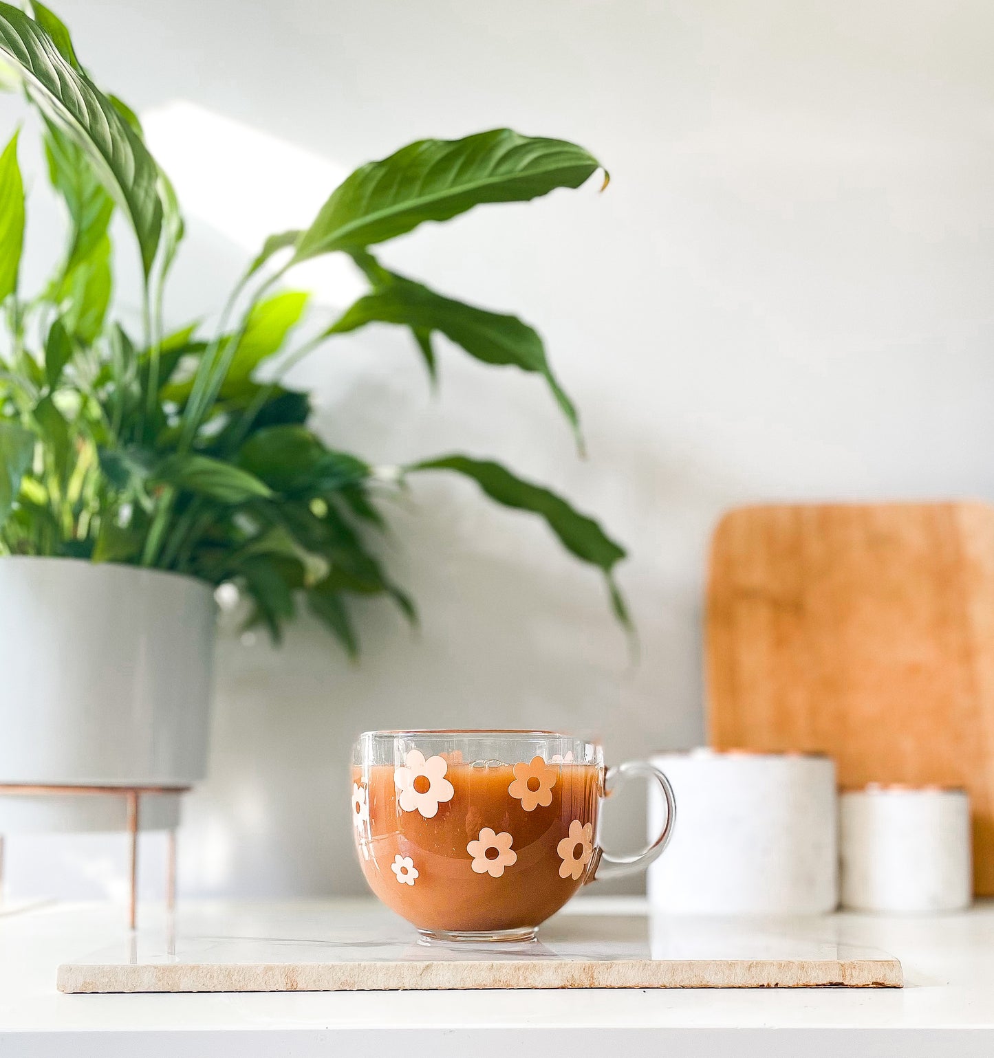 Retro Flower Glass Mug.