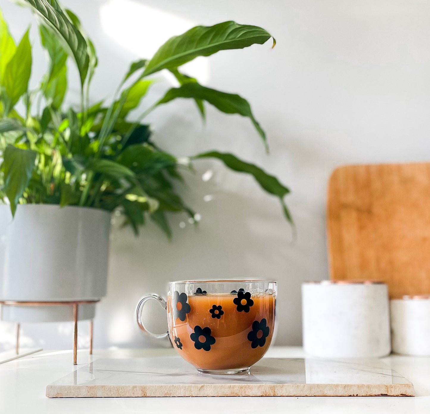 Retro Flower Glass Mug.