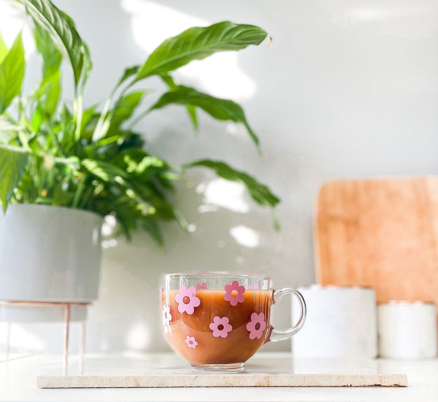 Retro Flower Glass Mug.