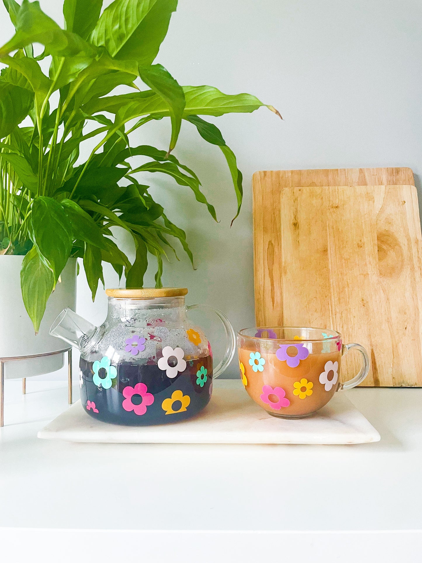 Multicoloured Retro Flower Glass Tea Pot